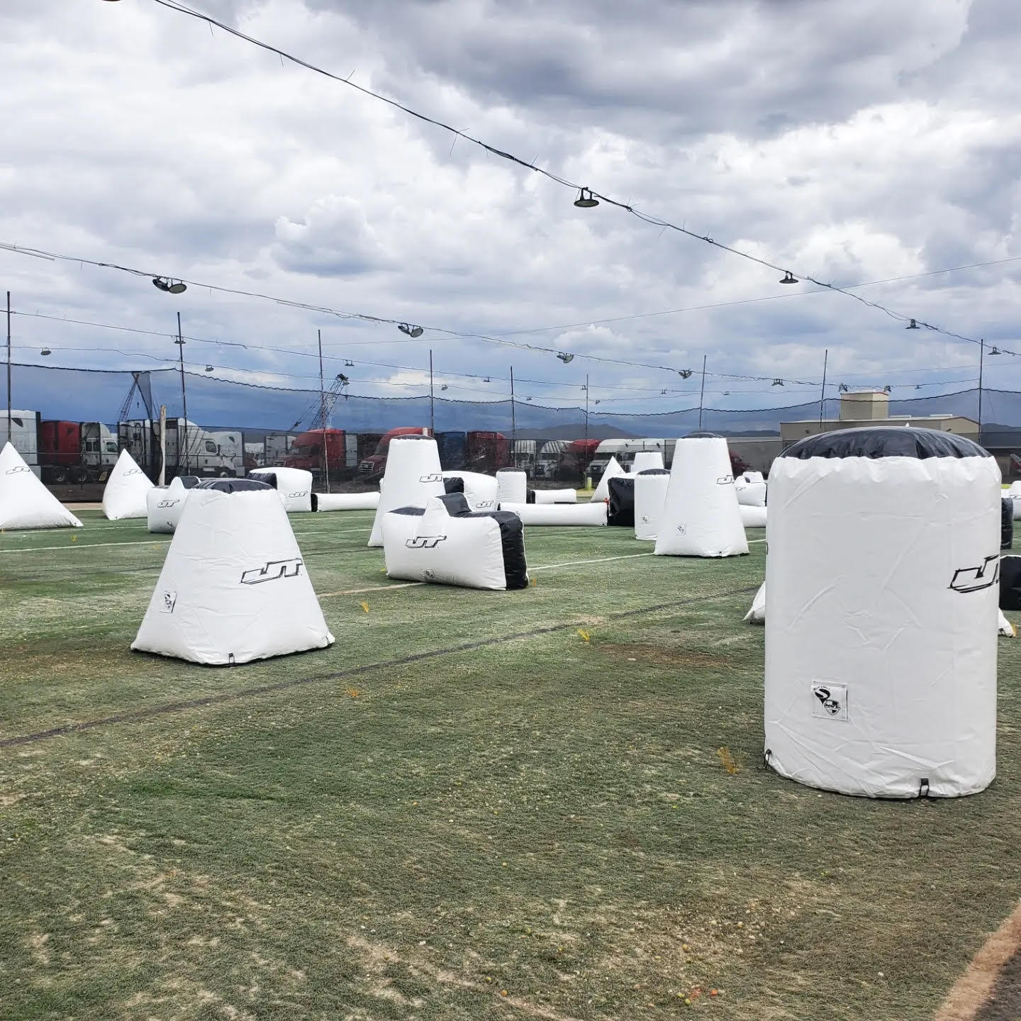 white bunkers